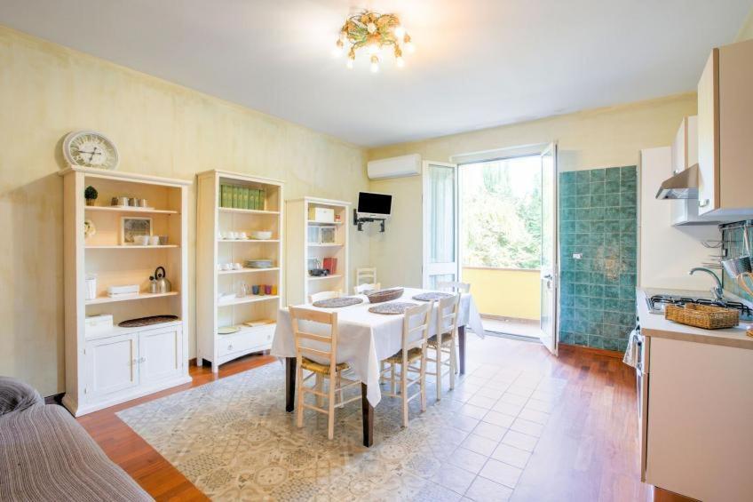 Musae Apartments Агрополи Екстериор снимка